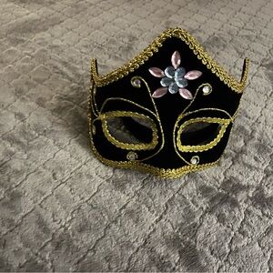 Elegant Black and Gold Masquerade Mask